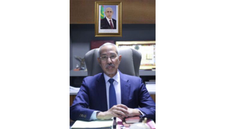وزير الدفاع يعود إلى نواكشوط