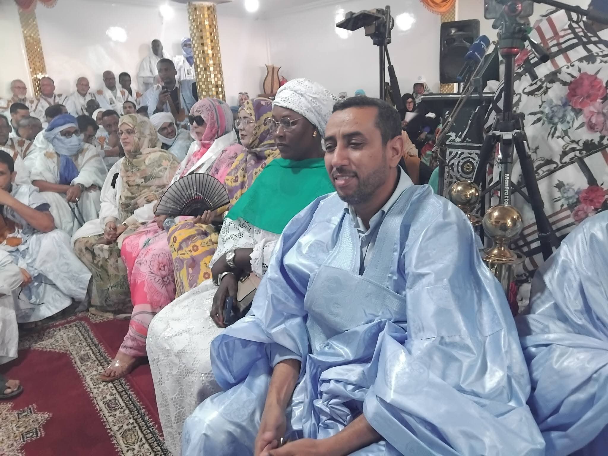 حضور بارز للامين العام لتيار عازمون المهندس المخطار ولد الخضر في مهرجان منسق حزب الانصاف في نواذيب